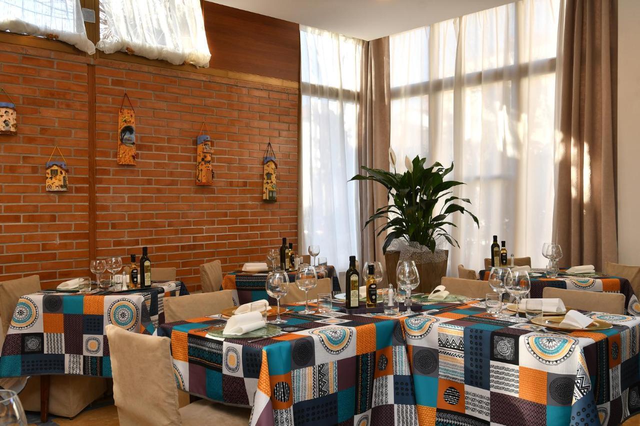 Hotel Butterfly Montecatini Terme Buitenkant foto