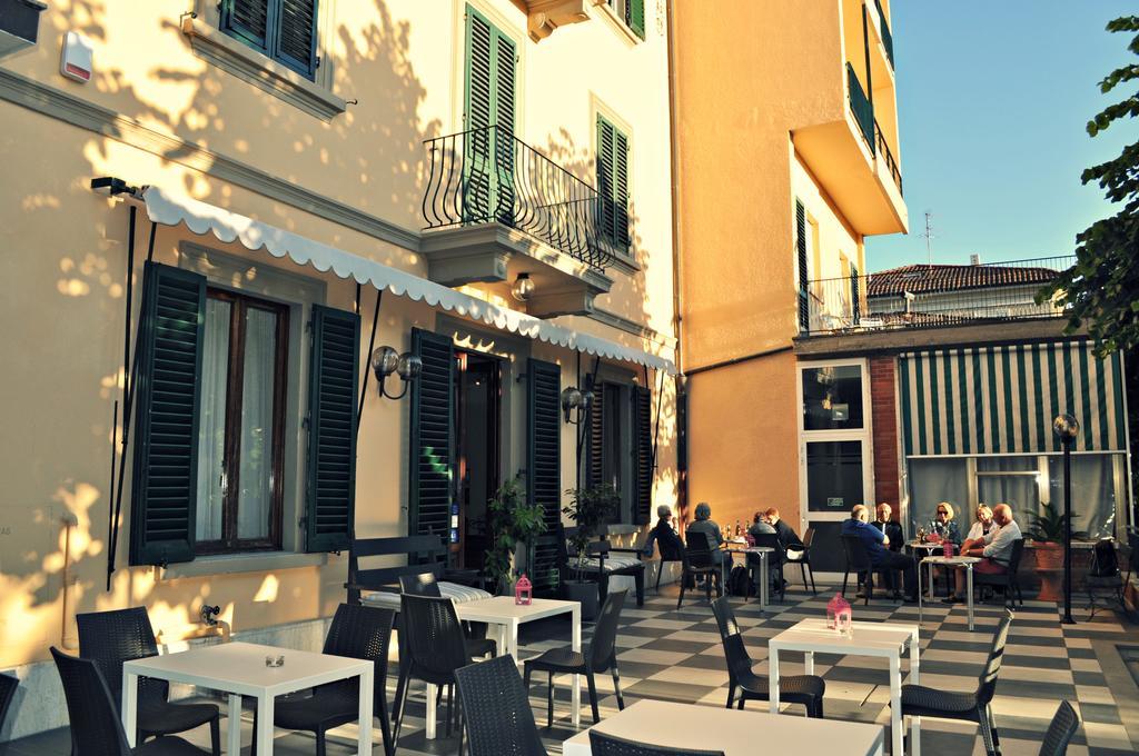 Hotel Butterfly Montecatini Terme Buitenkant foto